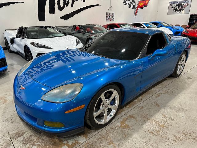 Used 2008 Chevrolet Corvette Coupe w/ Z51 Performance Package RWD image 18