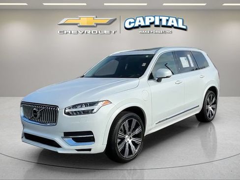 Used 2022 Volvo XC90 T8 Inscription w/ Advanced Package AWD/4WD image 1