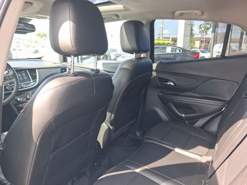 Used 2018 Buick Encore Essence FWD image 27
