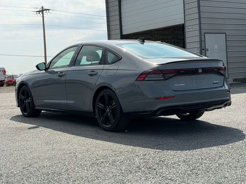Used 2024 Honda Accord Sport image 7