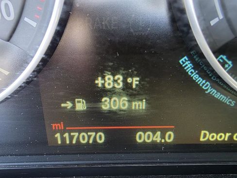 Used 2015 BMW 228i Convertible image 24