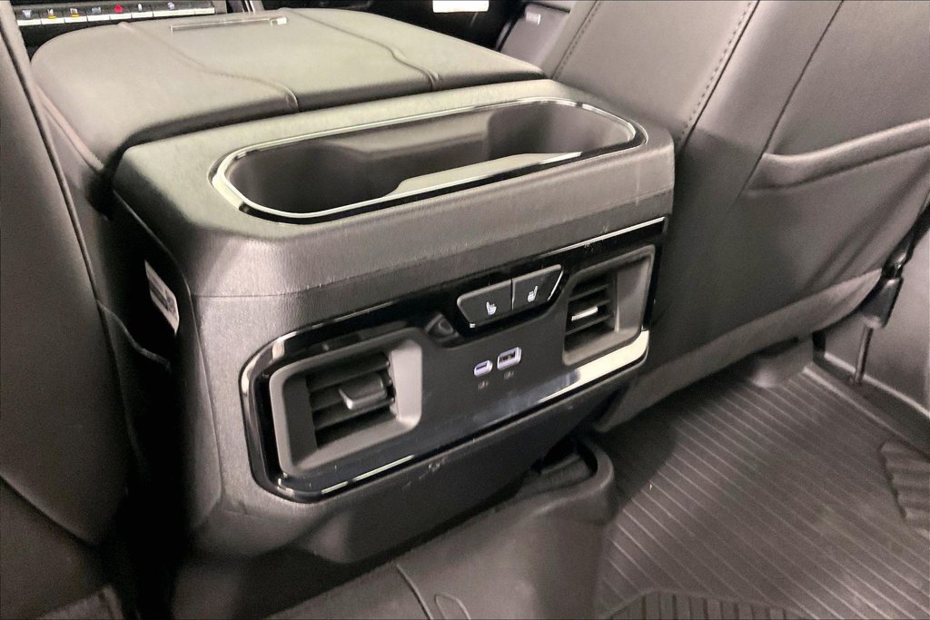Used 2026 GMC Sierra 2500 AT4 w/ AT4 Premium Plus Package AWD/4WD image 9