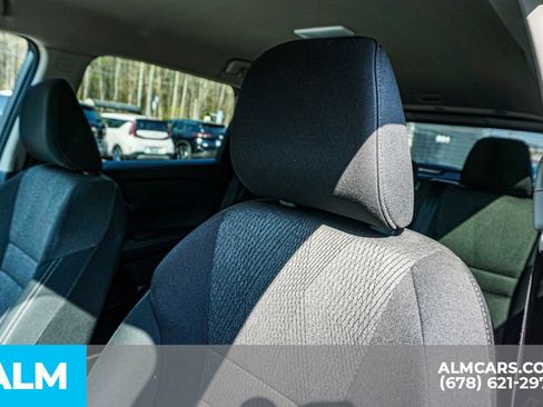 Used 2025 Nissan Rogue SV image 18