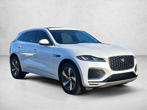 Used 2024 Jaguar F-PACE R-Dynamic S AWD/4WD image 3