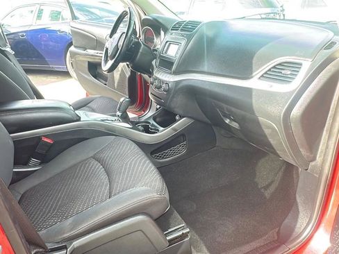 Used 2018 Dodge Journey SE FWD image 34