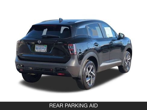 Used 2026 Nissan Kicks SV FWD image 9