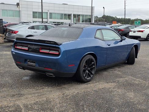 Used 2020 Dodge Challenger GT image 6