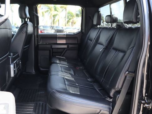 Used 2018 Ford F150 XLT w/ Equipment Group 302A Luxury AWD/4WD image 36