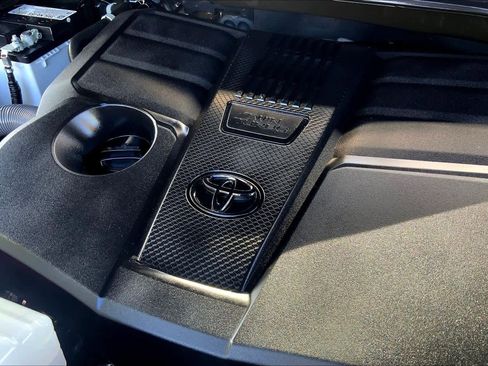 Used 2024 Toyota Tundra SR5 image 32