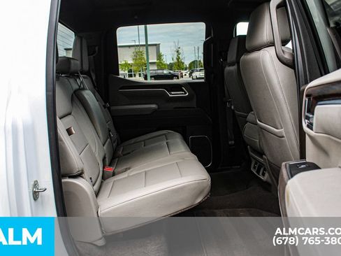 Used 2026 GMC Sierra 1500 SLT AWD/4WD image 18