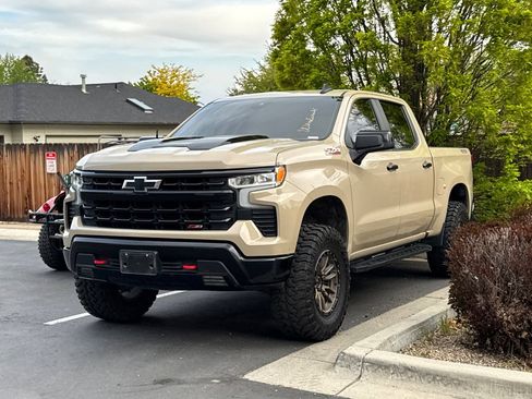Used 2022 Chevrolet Silverado 1500 LT Trail Boss w/ Protection Package AWD/4WD image 2