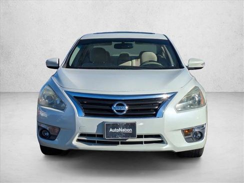 Used 2013 Nissan Altima 2.5 SV w/ 2.5SV Convenience Pkg image 2