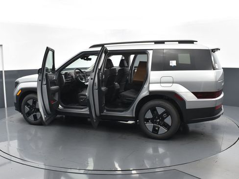 Used 2025 Hyundai Santa Fe SEL image 30