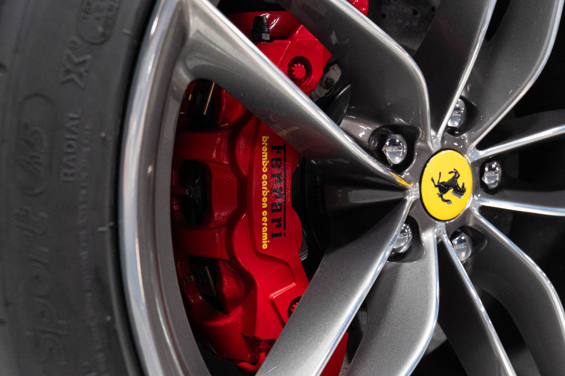 Used 2016 Ferrari 488 GTB RWD image 57