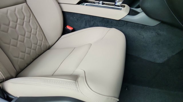 New 2026 Volvo XC90 T8 Plus w/ Protection Package Premier AWD/4WD image 39