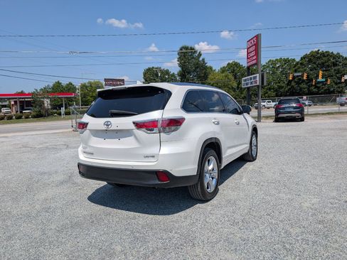 Used 2015 Toyota Highlander Limited FWD image 7