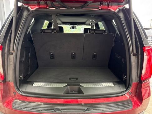 Used 2024 GMC Yukon AT4 w/ Technology Package image 22