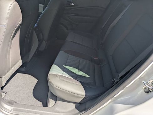 New 2026 Chevrolet Trax LT w/ Sunroof Package FWD image 24