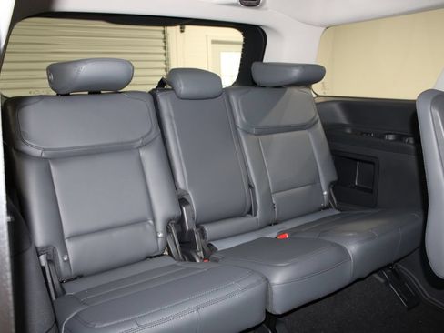 New 2026 Ford Expedition Active RWD image 34