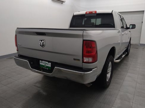 Used 2017 RAM 1500 Classic SLT RWD image 7