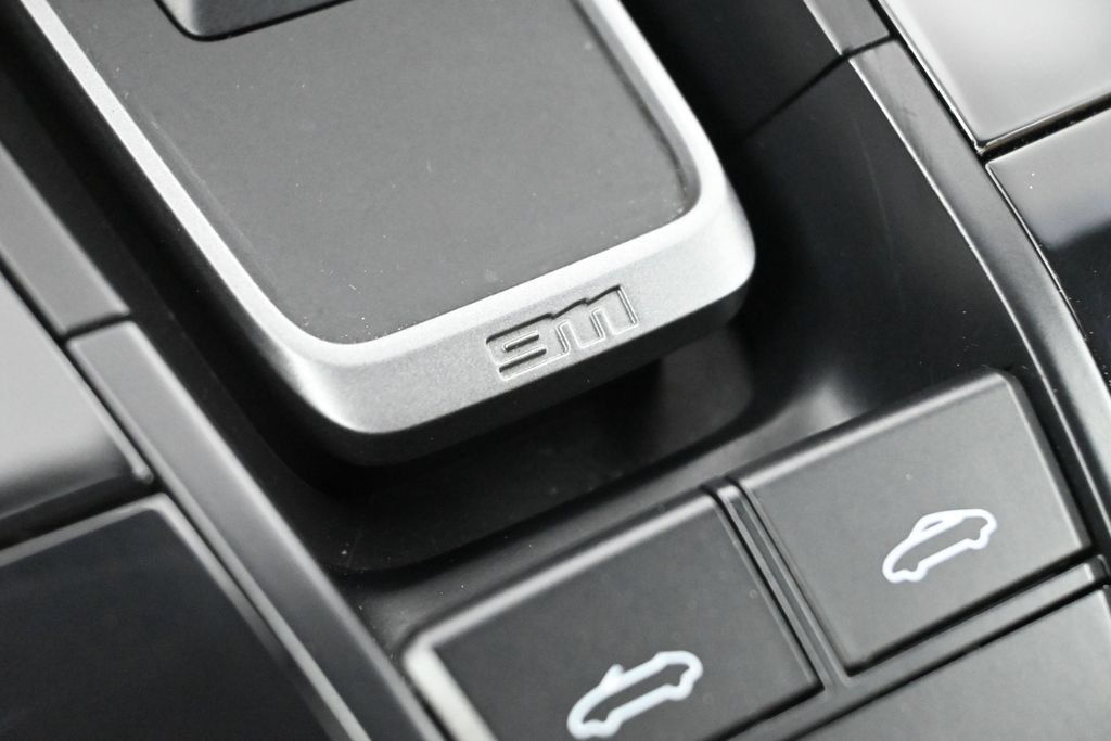 Certified 2020 Porsche 911 Carrera 4S AWD/4WD image 16