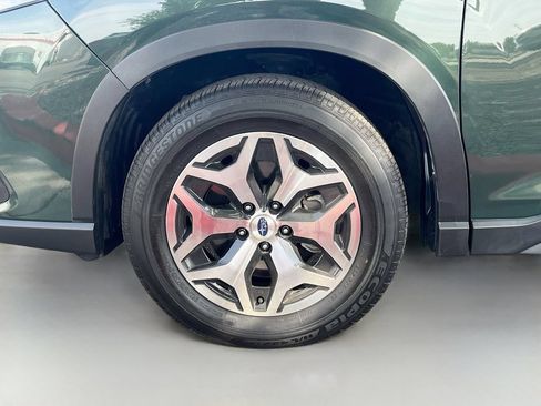 Used 2023 Subaru Forester Premium AWD/4WD image 31