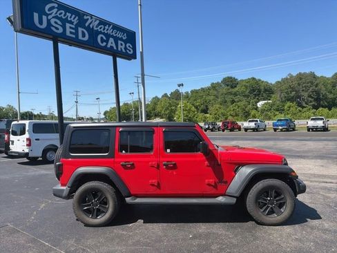 Used 2021 Jeep Wrangler Unlimited Sport AWD/4WD image 6
