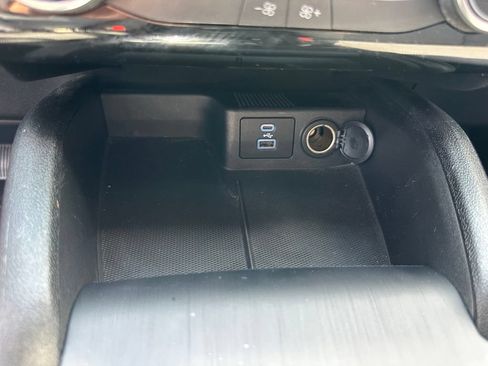 Used 2022 Ford Escape SE w/ Convenience Package FWD image 29