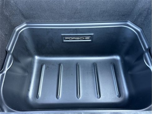 Used 2017 Porsche 718 Cayman RWD image 47