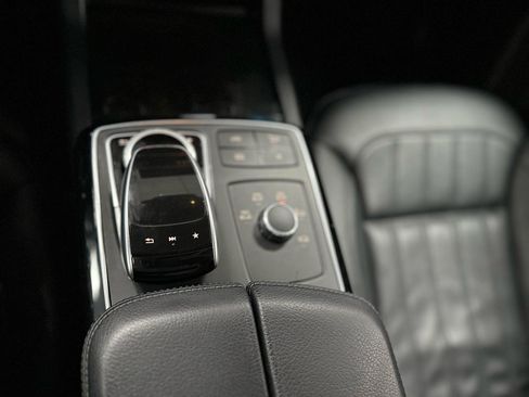 Used 2019 Mercedes-Benz GLS 450 4MATIC w/ Premium 1 Package image 30