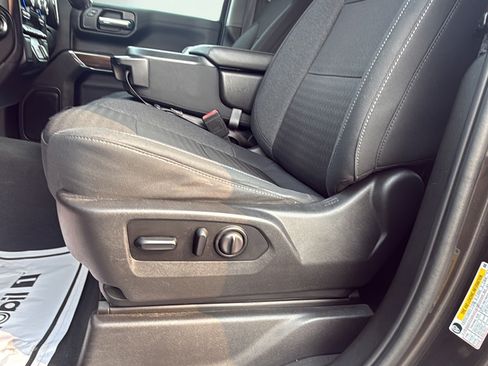Used 2021 Chevrolet Silverado 1500 LT RWD image 25