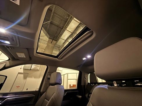 Used 2025 Chevrolet Silverado 2500 LTZ w/ Trail Boss Package image 17