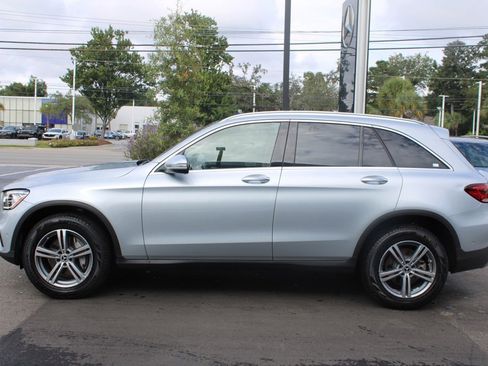 Certified 2022 Mercedes-Benz GLC 300 w/ Premium Package Lite image 9