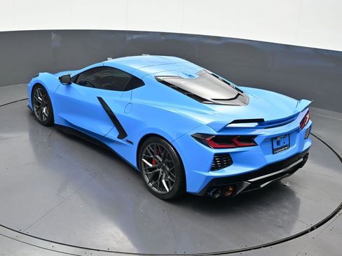 Used 2020 Chevrolet Corvette Stingray Preferred Cpe w/ 2LT Preferred Equipment Group RWD image 19
