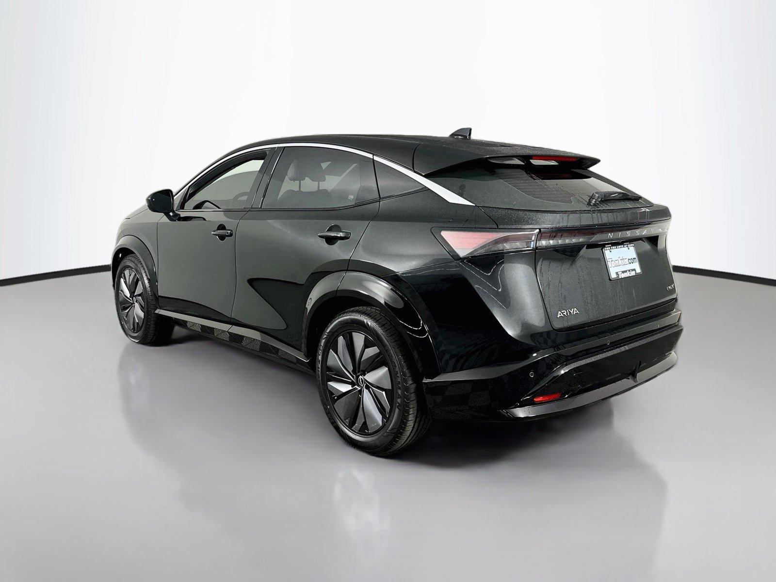 Used 2024 Nissan Ariya FWD image 5
