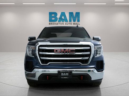 Used 2020 GMC Sierra 1500 SLE w/ SLE Value Package AWD/4WD image 2