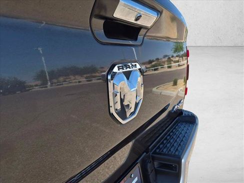 Used 2022 RAM 2500 Laramie AWD/4WD image 30