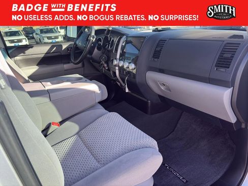 Used 2013 Toyota Tundra 4x4 Double Cab w/ Tow Pkg image 14