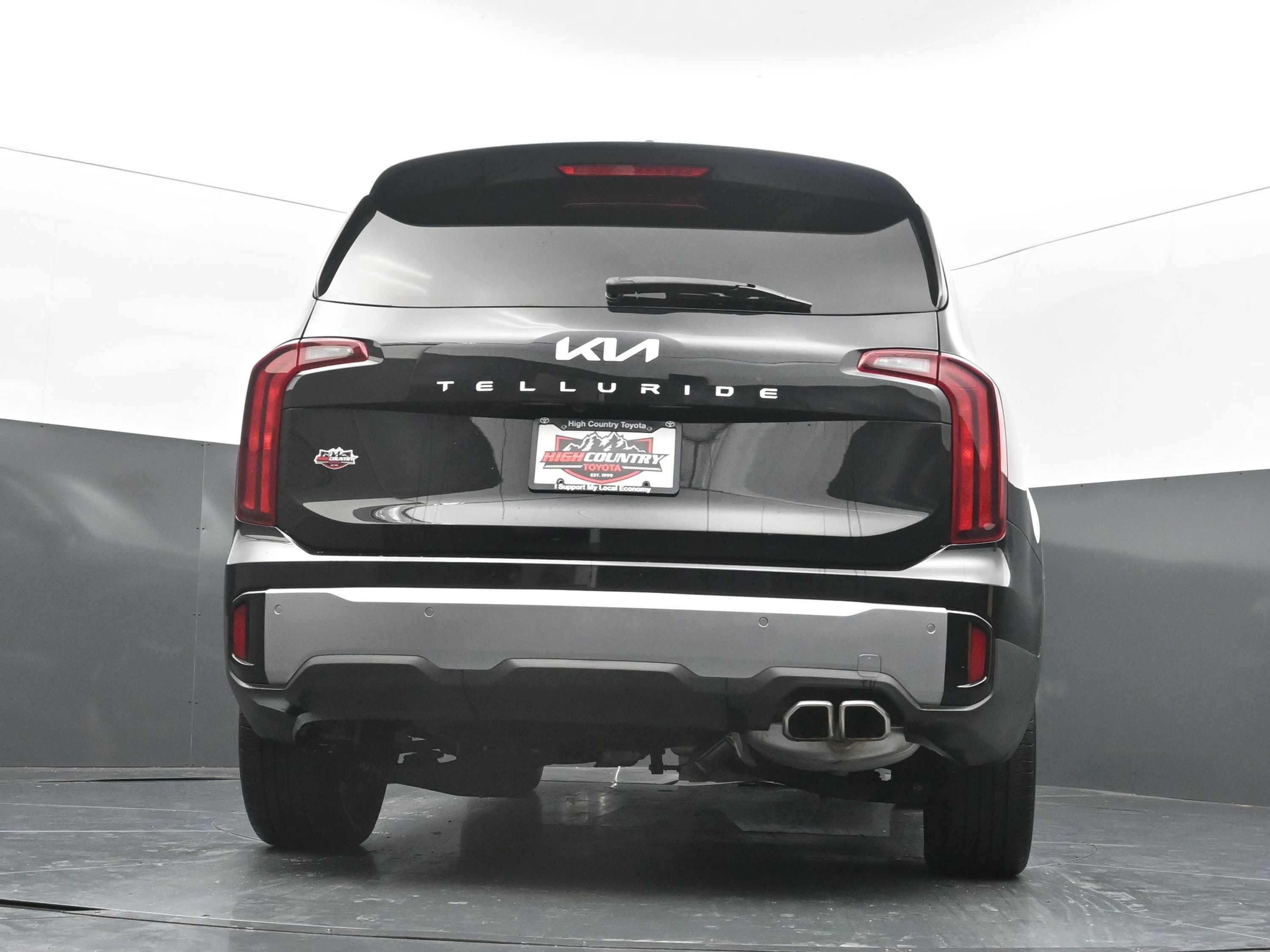 Used 2025 Kia Telluride S FWD image 38