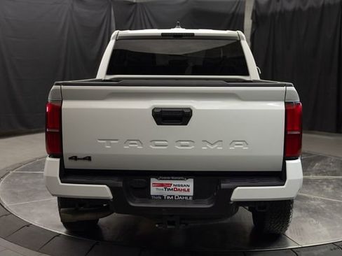 Used 2024 Toyota Tacoma TRD Off-Road image 8