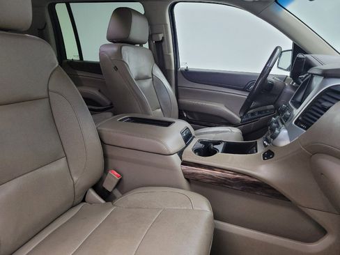 Used 2019 GMC Yukon XL SLT w/ HD Trailering Package AWD/4WD image 21