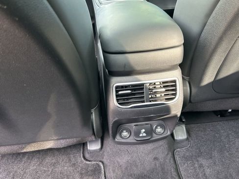 Used 2023 Hyundai Santa Fe Calligraphy image 30