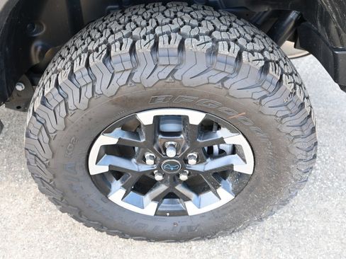 New 2025 Jeep Wrangler Unlimited Rubicon 4xe w/ Safety Group image 7