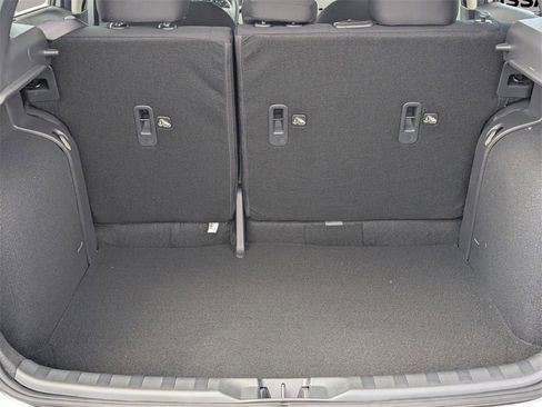 New 2025 Nissan Kicks Play S image 25