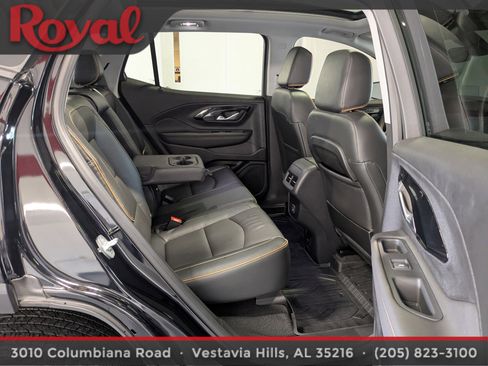 Used 2023 GMC Terrain AT4 w/ Infotainment Package II image 10