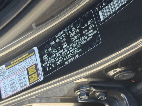 Used 2025 Kia K4 FWD image 29