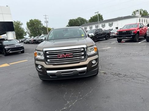 Used 2015 GMC Canyon SLT w/ Driver Alert Package AWD/4WD image 16