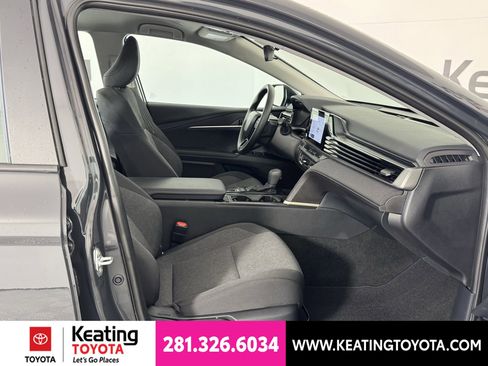 Used 2026 Toyota Camry LE FWD image 20