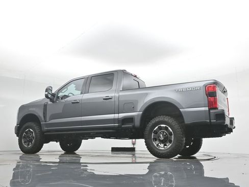 Used 2024 Ford F250 Lariat w/ Tremor Off-Road Package image 54