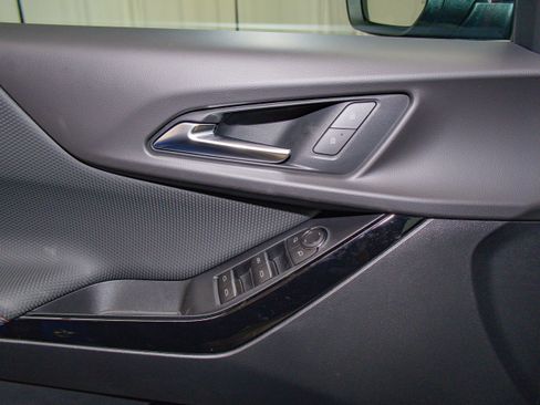 New 2026 Chevrolet Equinox RS w/ LPO, Floor Liner Package image 8